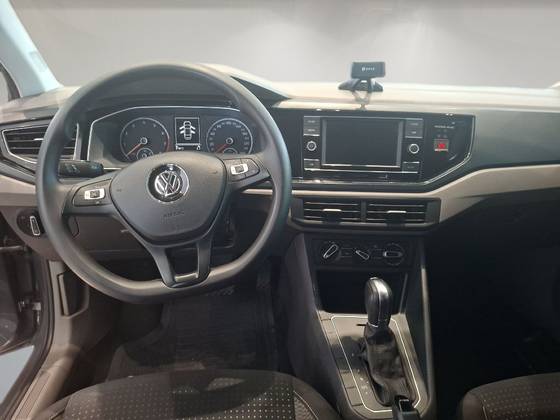 VOLKSWAGEN VIRTUS 1.0 200 TSI COMFORTLINE AUTOMÁTICO